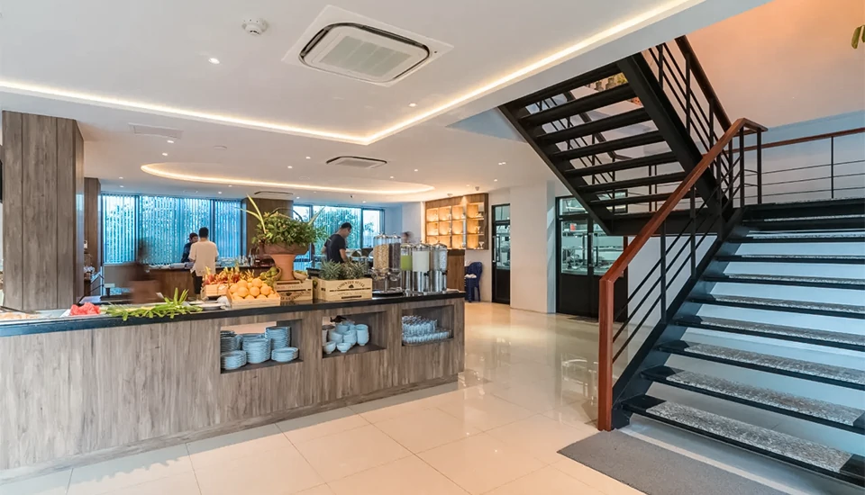 هتل نیو اسکوئر پتونگ پوکت